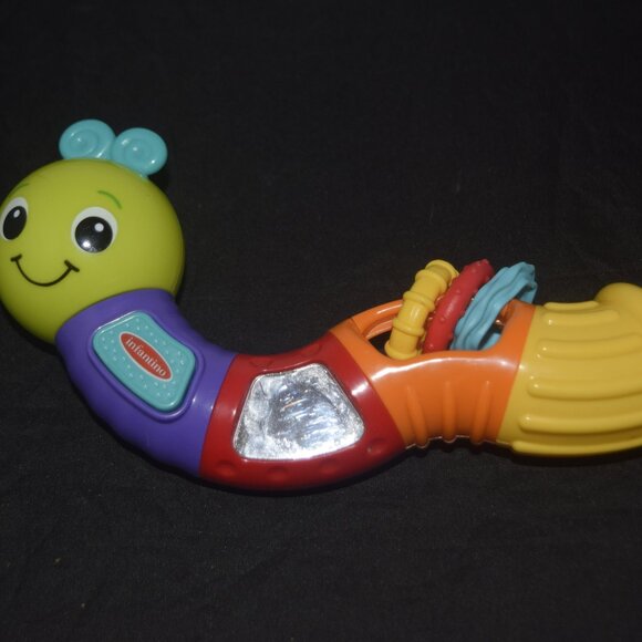 Infantino Twist & Play Caterpillar Rattle 6+ months - Picture 1 of 3